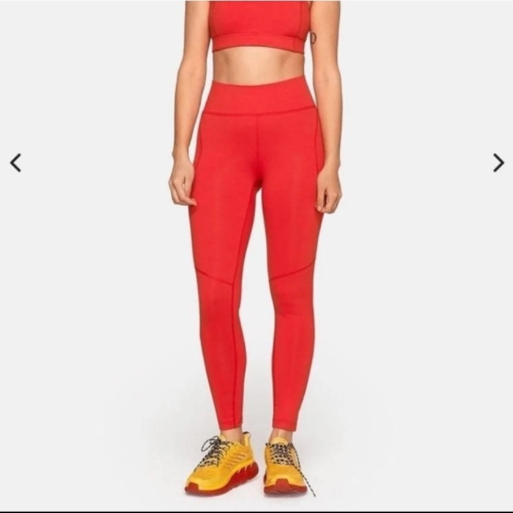 Outdoor Voices Scarlet Leggings